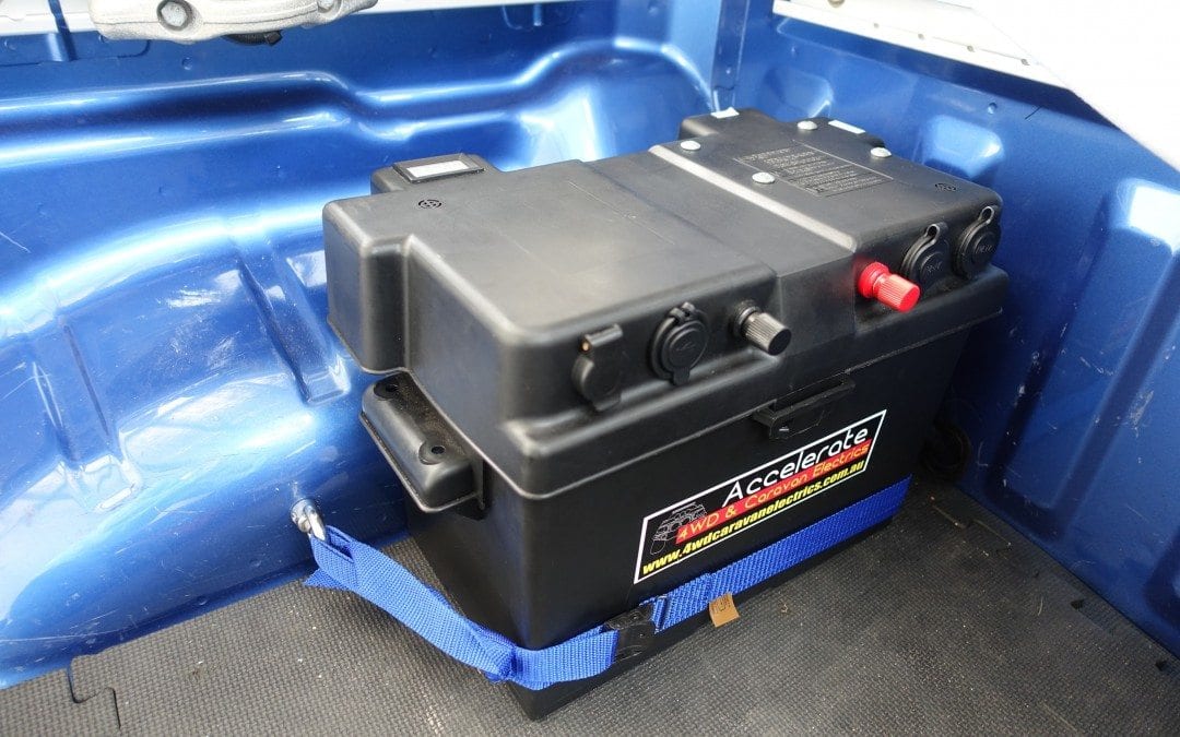 Dual Battery Box in Nissan Navara D40 - All ready to go